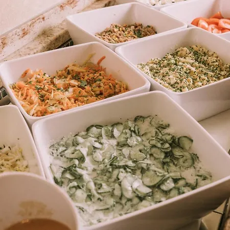 Montana Готель