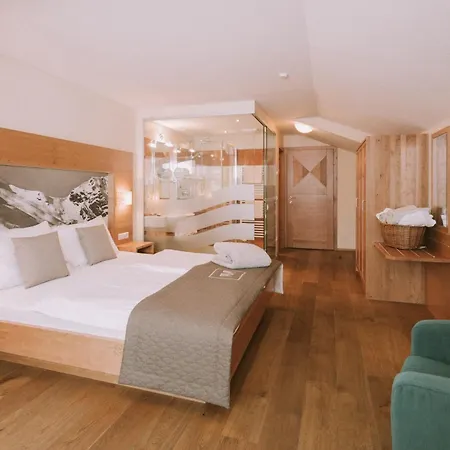 Montana Hotell