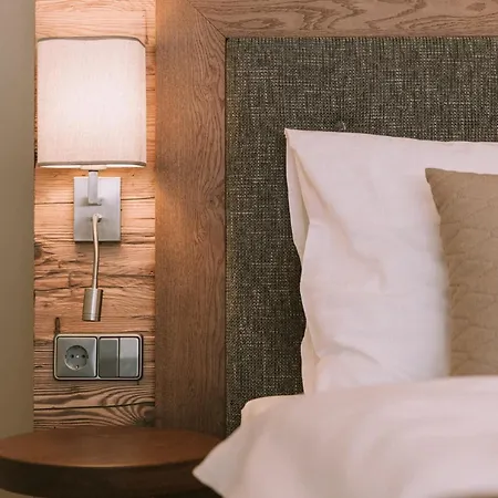 Hotel Montana