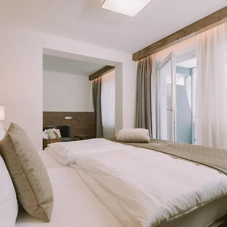 Montana 4*