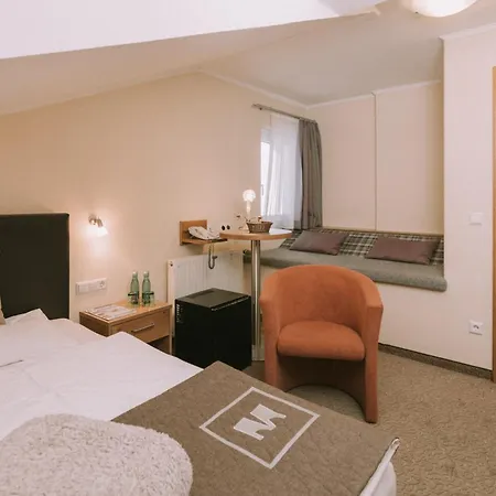 Montana Hotel 4*