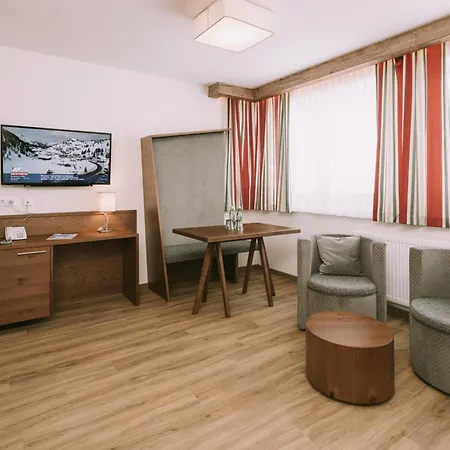 Hotell Montana Obertauern