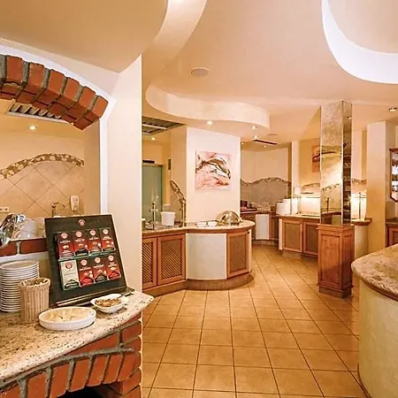 Hotel Montana 4*